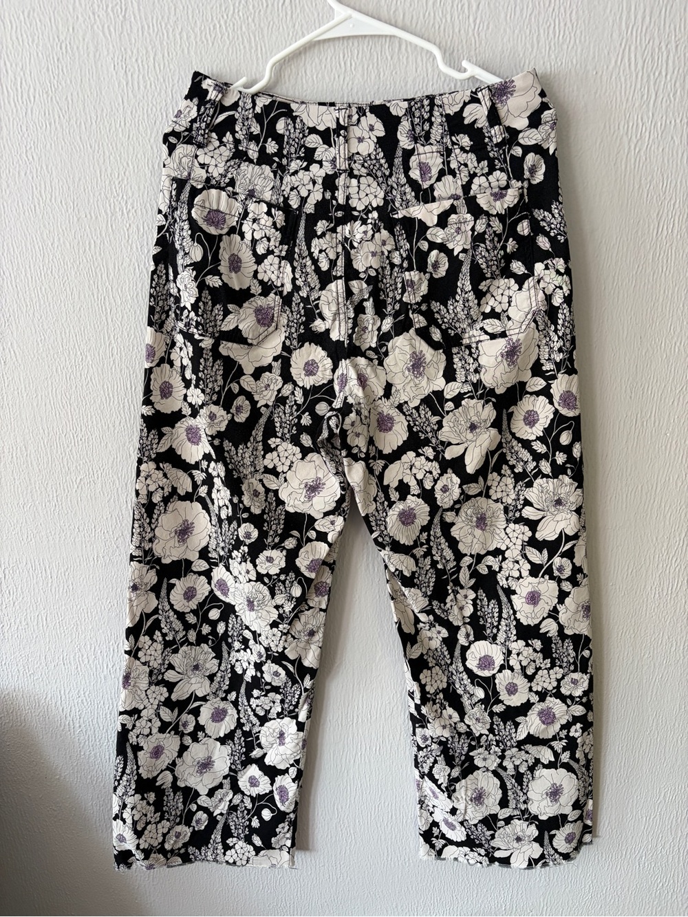 Anthropologie Maeve Floral Wide-Leg Pants with Cream and Purple Print Size 29